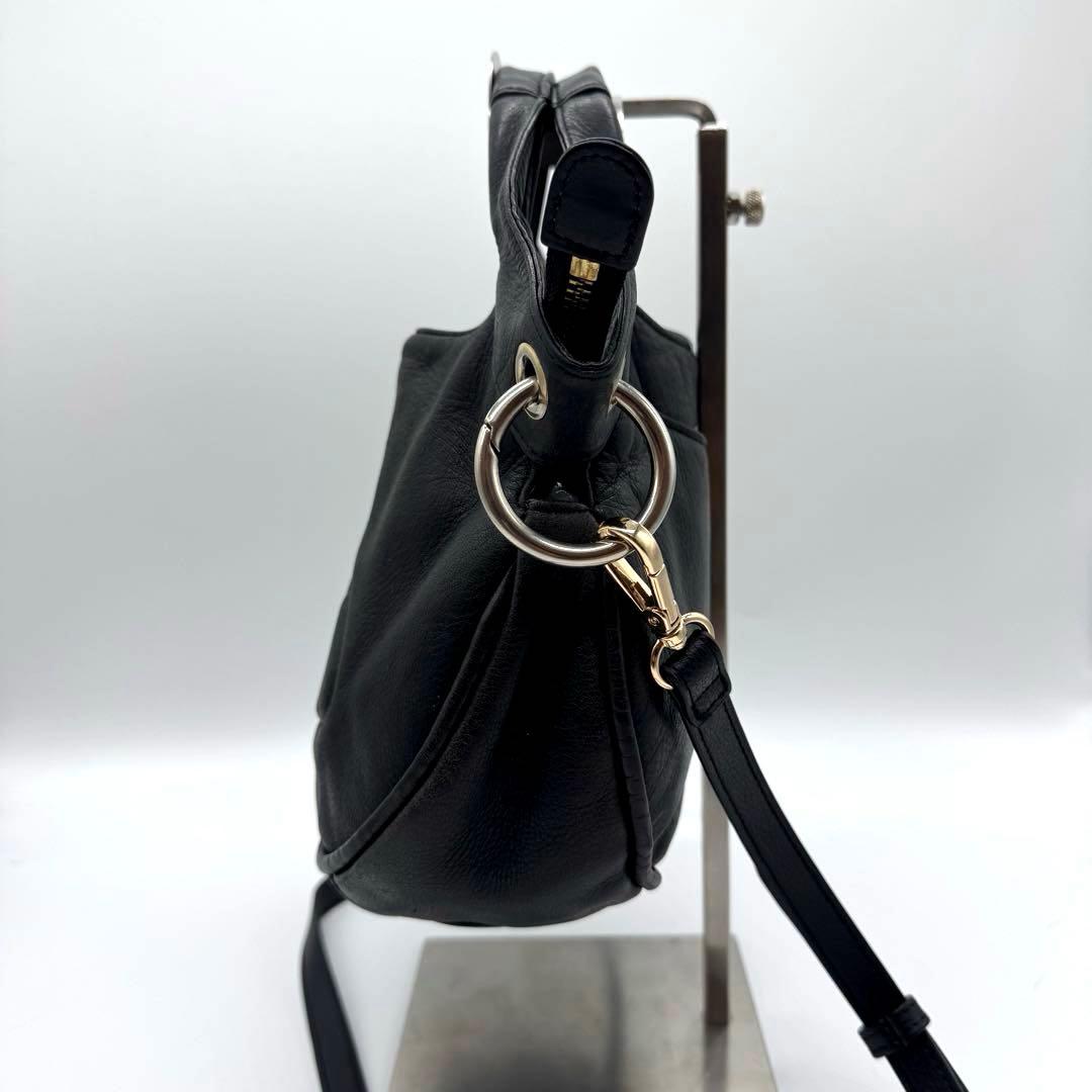 美品 Vivienne Westwood 3層 ショルダーバッグ 2WAY