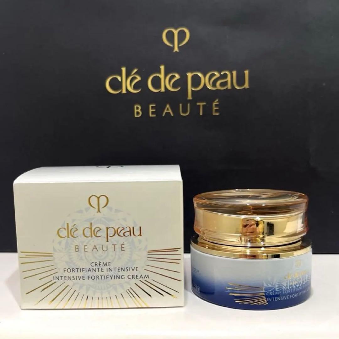 かめゆき　　クレドポーボーテ　クレームアンタンシヴn 限定品