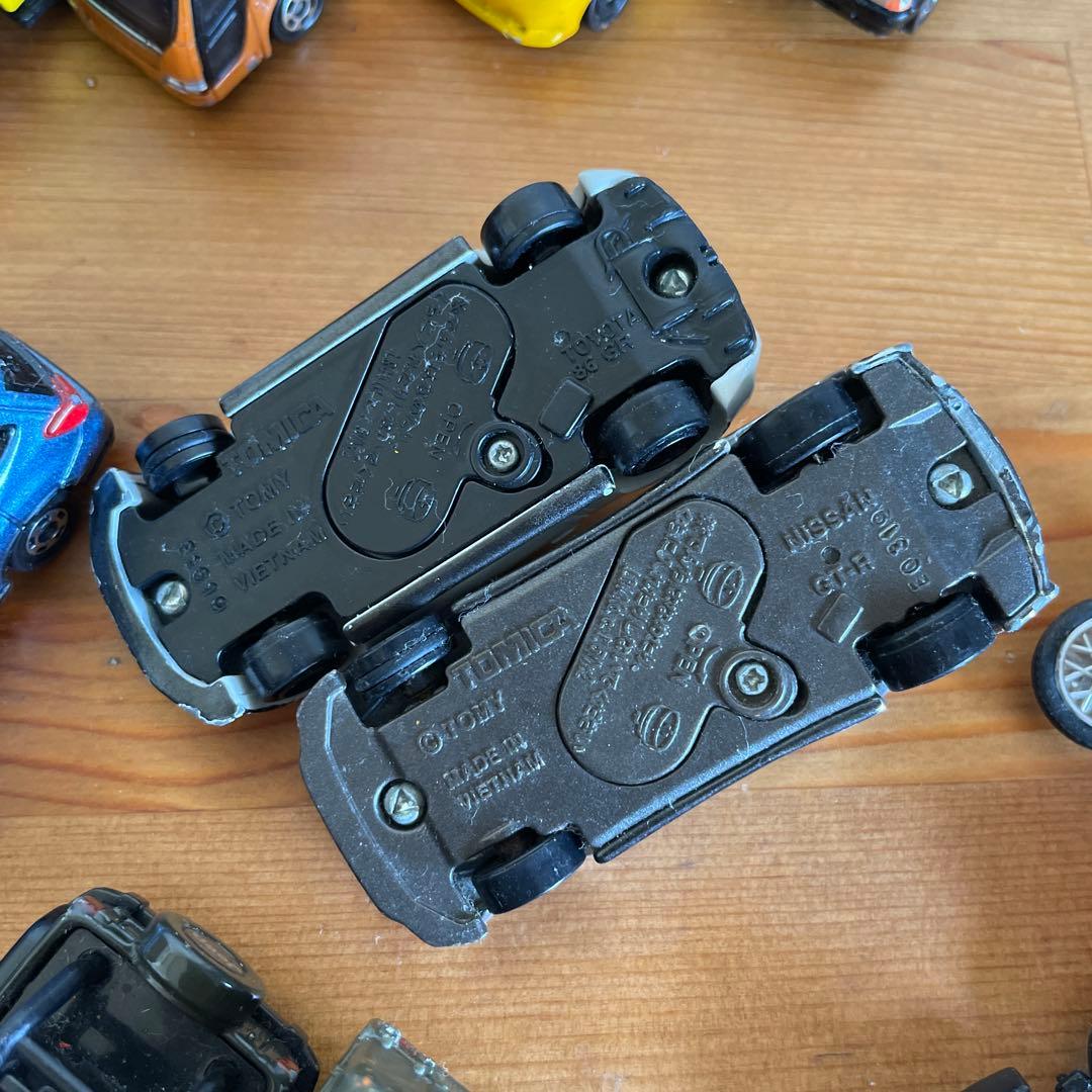 トミカ８２台セット販売