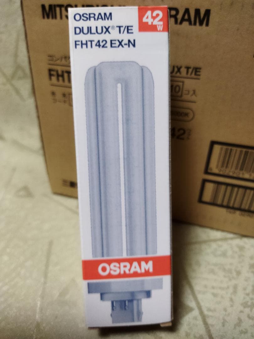 蛍光灯 FHT42EX-N コンパクト形蛍光ランプ 3波長形昼白色 未使用