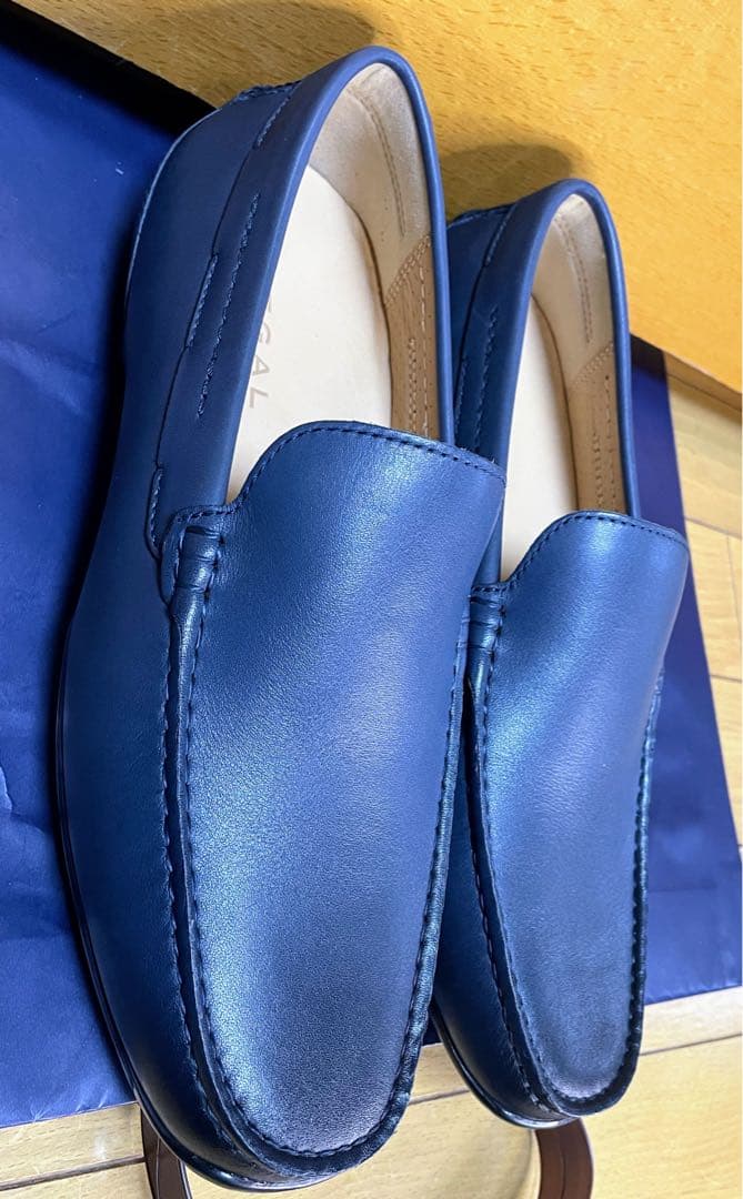 最終値下新品リーガル革スリッポンシューズイタリアンレザー25ドライビングネイビー