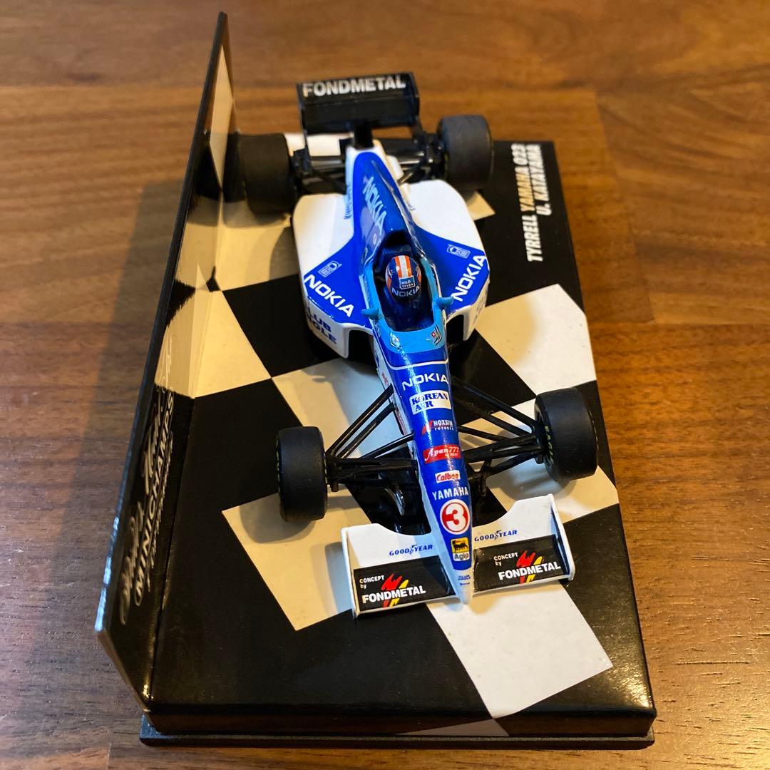 【直筆サイン入り】片山右京 ティレル ヤマハ023 ／ ミニチャンプス F1