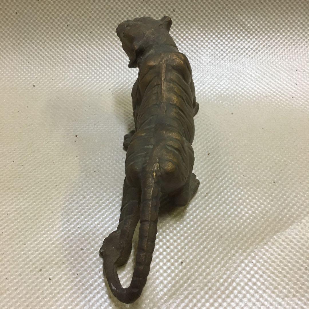 0715  虎  トラ  寅　干支　置物