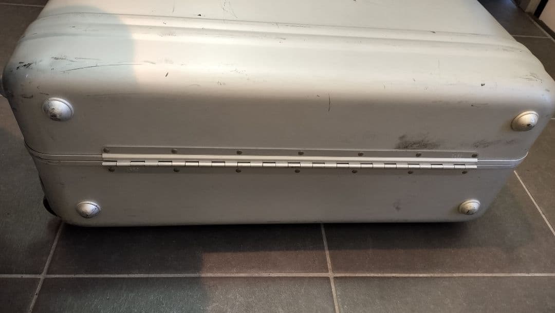 ゼロハリバートン スーツケース（ジャンク ）