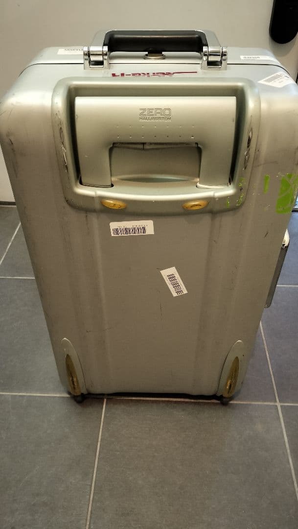 ゼロハリバートン スーツケース（ジャンク ）