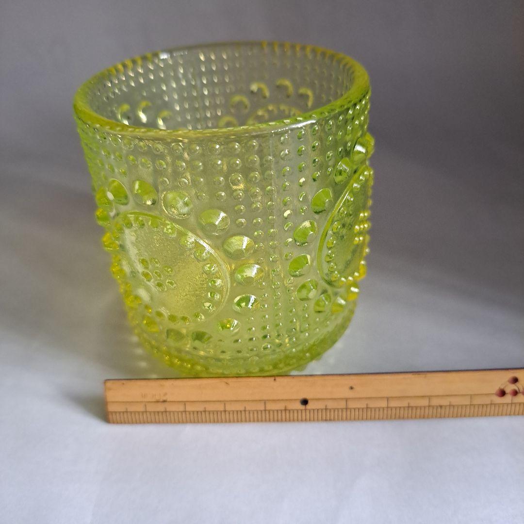 ウランガラス　　極上カナリアンイエロー　USA 　切り子グラス　カップ