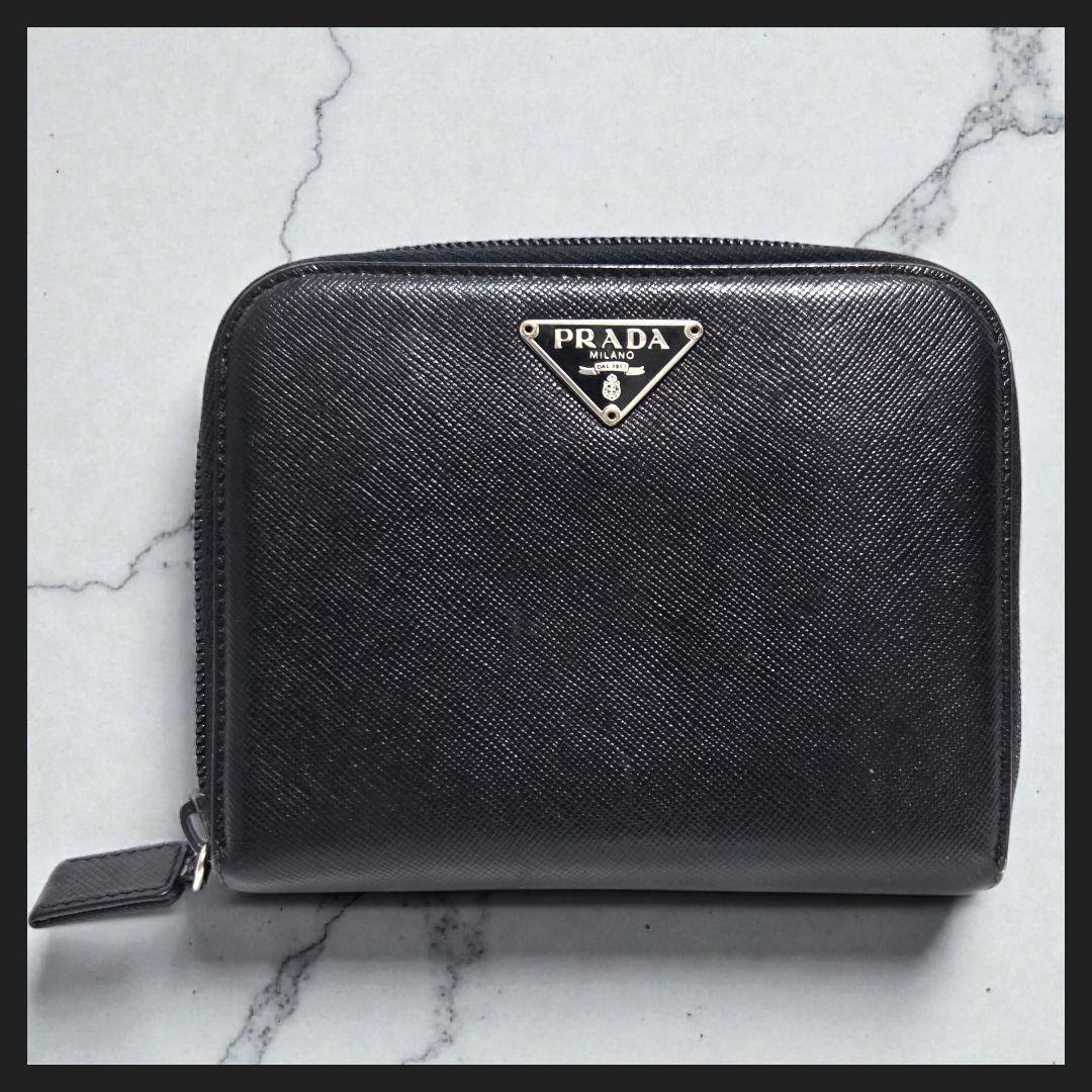 0時まで PRADA 二つ折り財布 三角ロゴ サフィアーノレザー ブラック