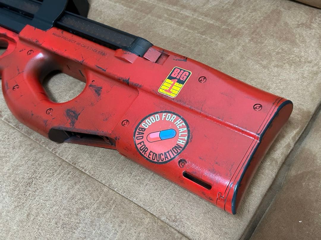 東京マルイ P-90 電動ガン P90 スタンダード電動ガン 赤 塗装品