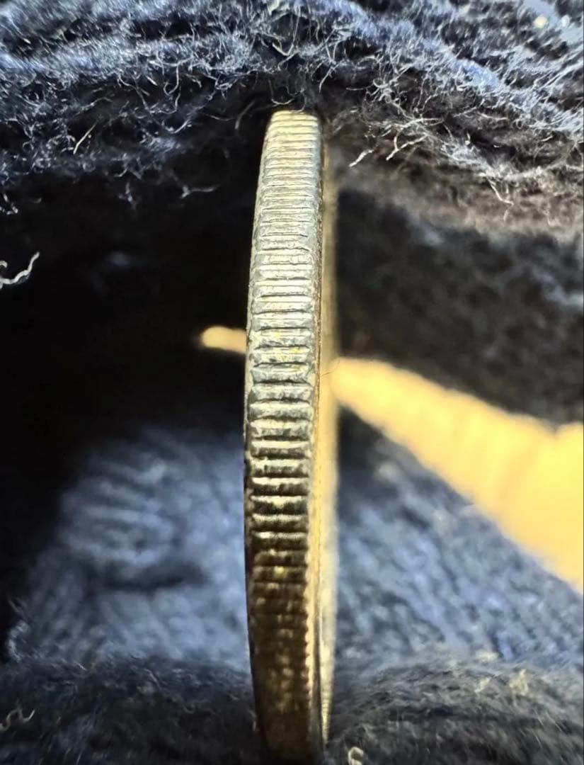 新春スペシャル❗️★本物保証★古銭　新一円銀貨　大型　明治18年　特年　1円　一圓