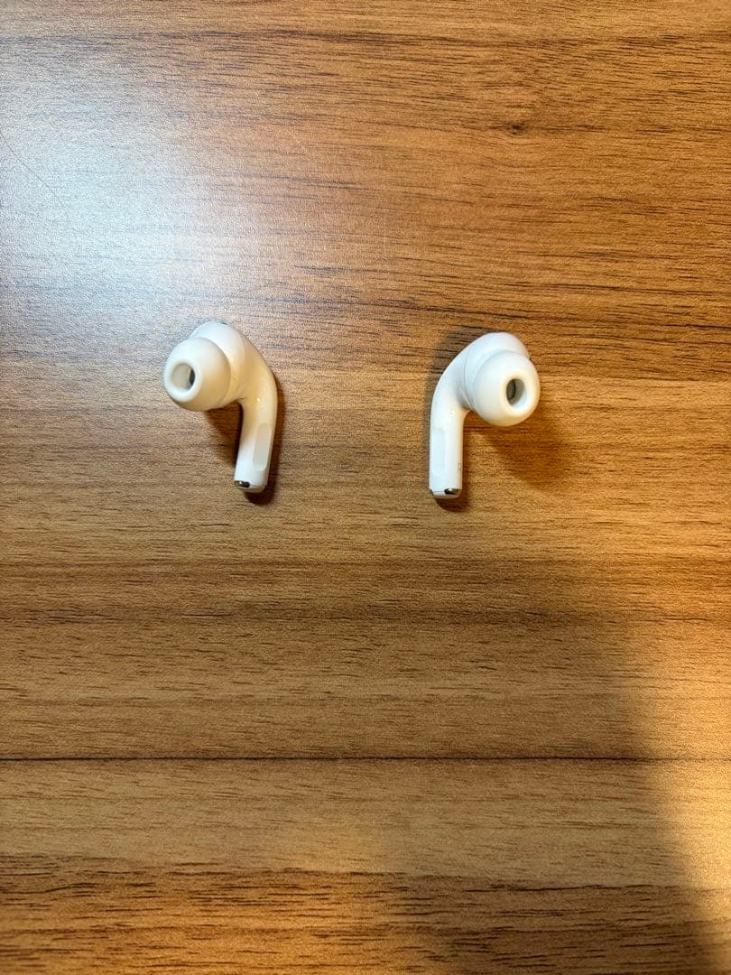 Apple airpods pro 2 エアポッズプロ　イヤホン