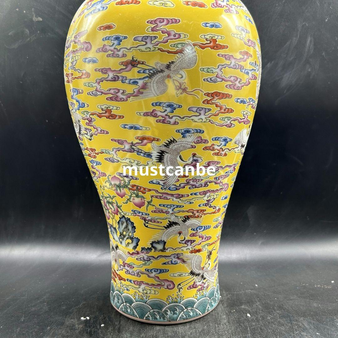 大清雍正粉彩海水鶴魚夜光磁器尾瓶 景徳鎮 陶磁器 装飾品 現代工芸品美術品 置物