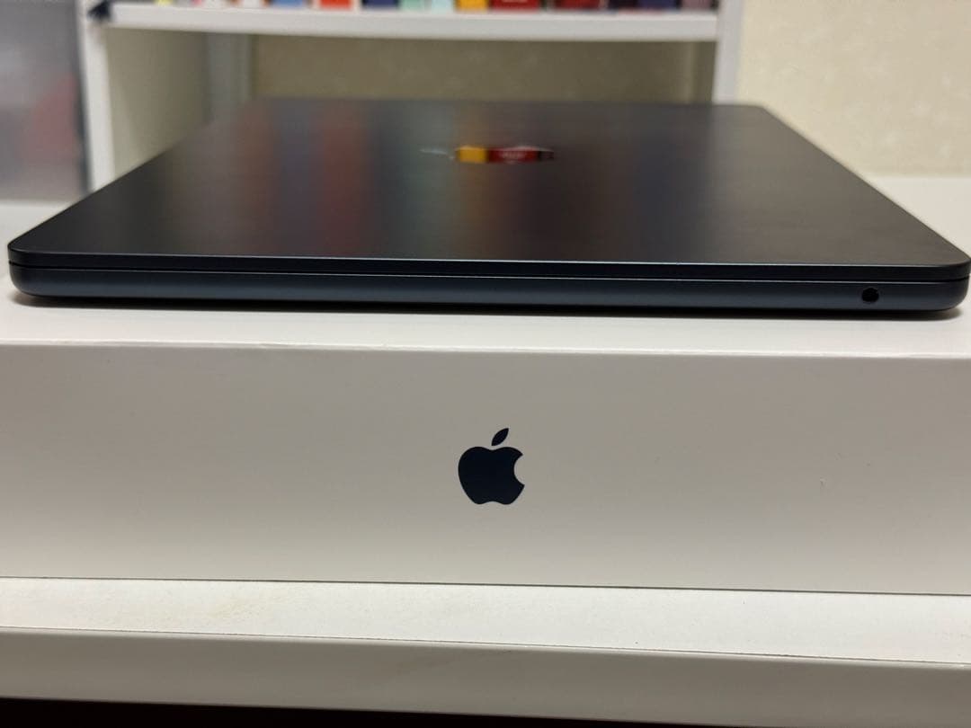 MacBook Air M2 13.6インチ ミッドナイト8GB/256GB美品