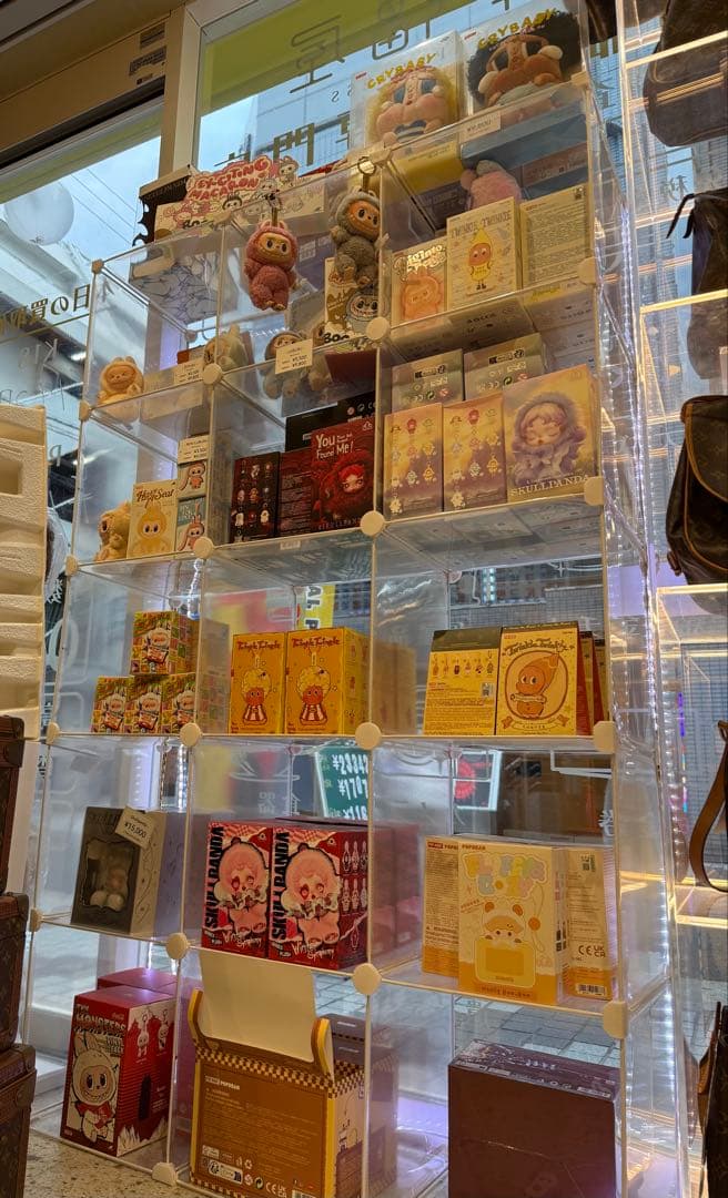 【心斎橋店】【正規品】ラブブ　フォール　イン　ワイルド　チャーム