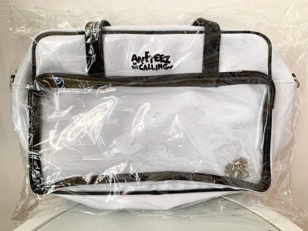 ヨサン トレカ ポケットショルダーバック ATEEZ ANITEEZ