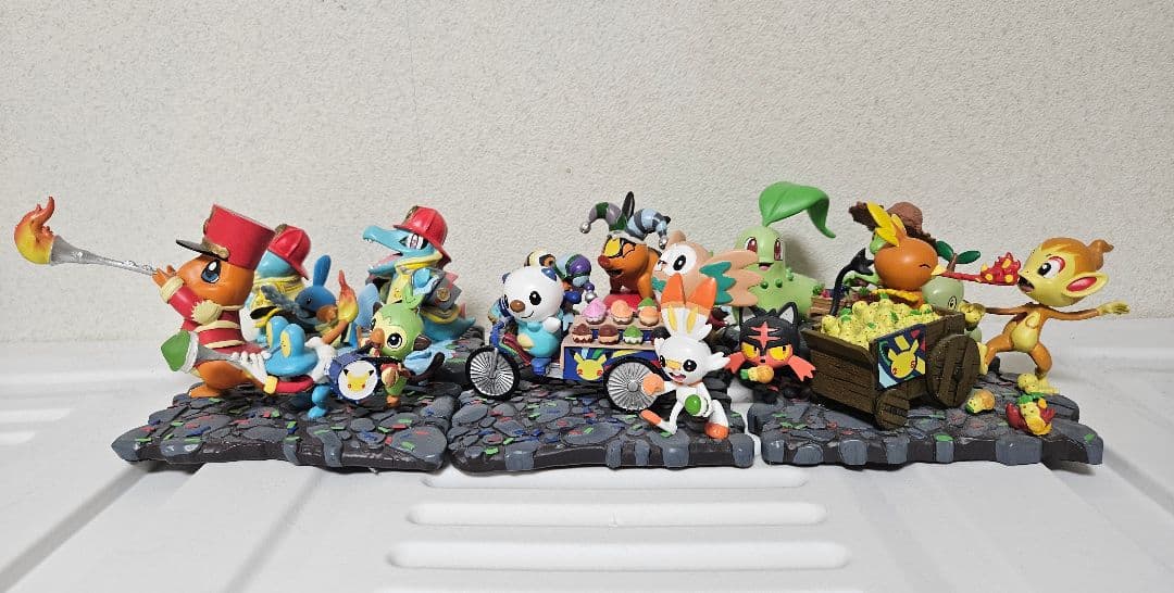 ポケモンセンター 御三家 フィギュア 6体セット 美品