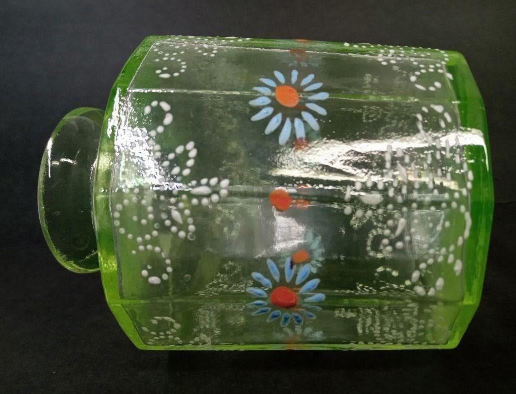 ★P0101★アンティーク　ウランガラス　エナメル花絵 　蓋付き瓶