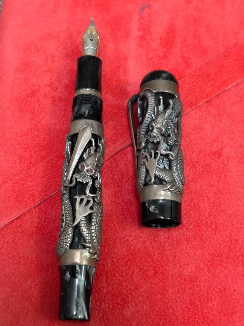 Montegrappa The Dragon 万年筆　モンテグラッパ ドラゴン