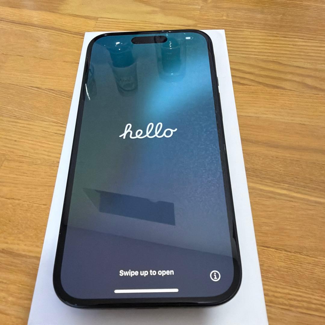 Apple iPhone16 ブラック 本体