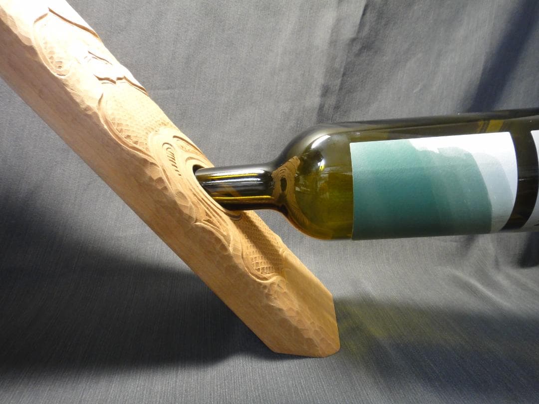 貝澤徹 作 『ワインラック』 二風谷　木彫り 彫刻 木彫り アイヌ美術　鱗彫り