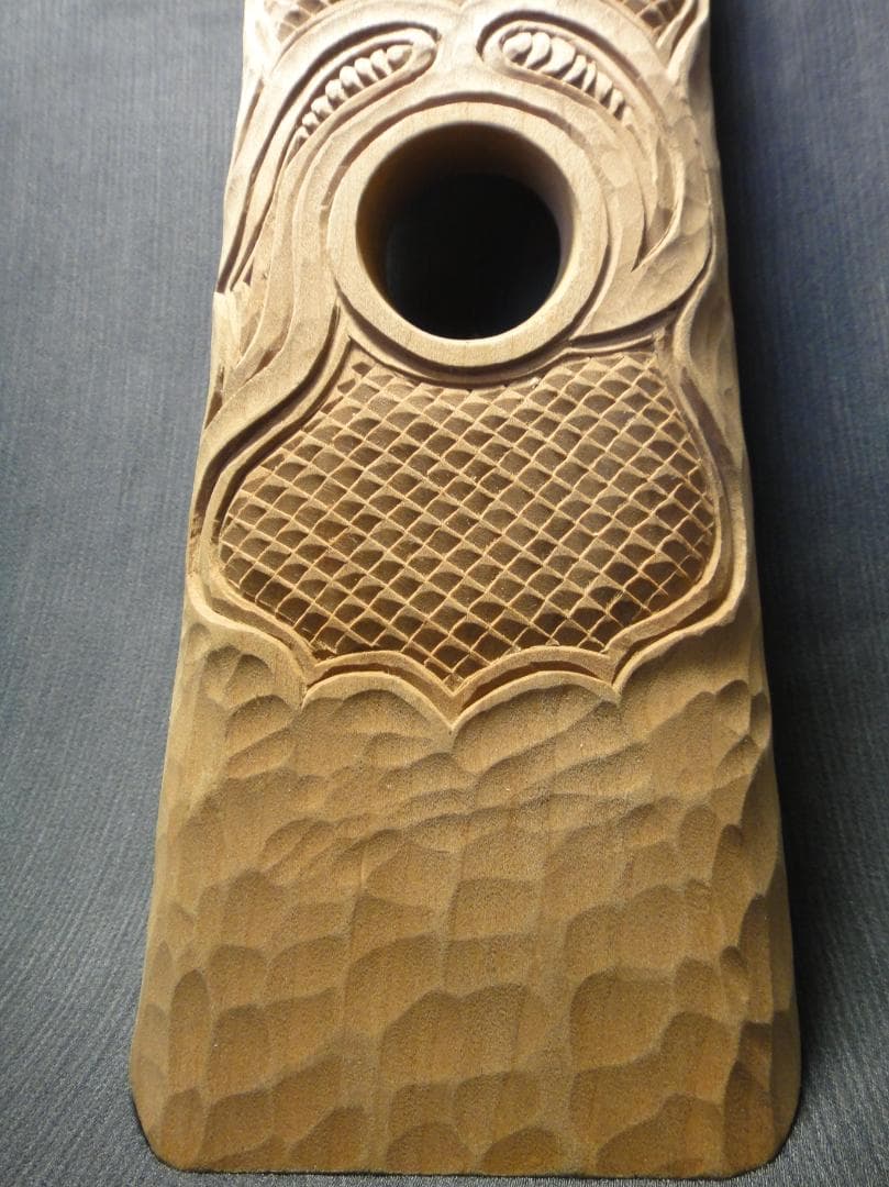 貝澤徹 作 『ワインラック』 二風谷　木彫り 彫刻 木彫り アイヌ美術　鱗彫り