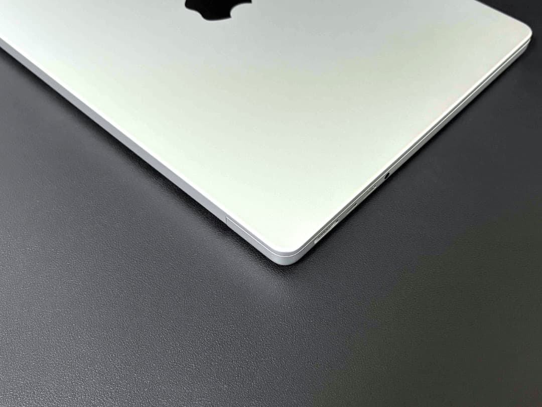 【美品】MacBook Pro (14インチ, 2021) M1Pro 32GB