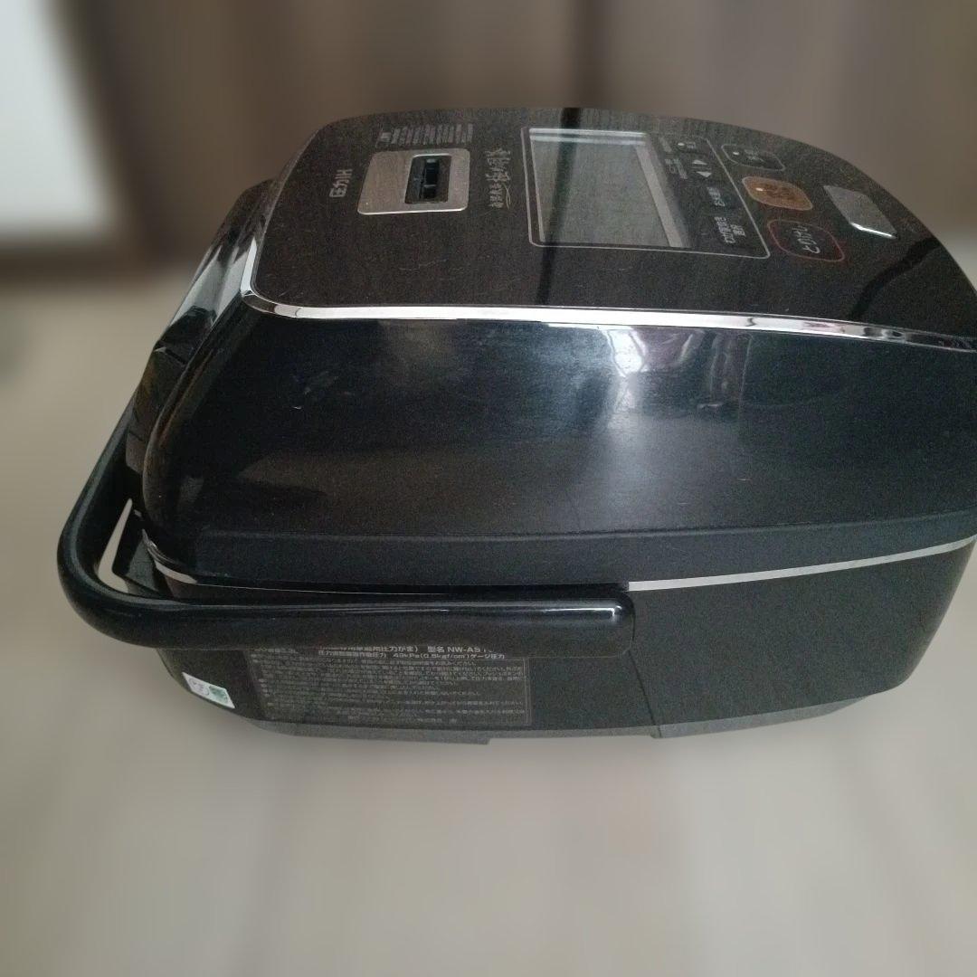 象印 圧力IH炊飯ジャー NW-AS10 南部鉄器 極め羽釜 ジャンク品16年製
