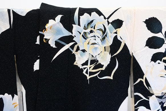 ★専用★美品 振袖 銀通し 黒 オフホワイト 薔薇 トールサイズ 身丈175cm