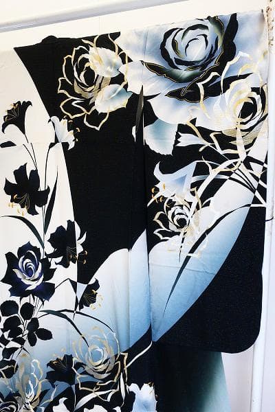 ★専用★美品 振袖 銀通し 黒 オフホワイト 薔薇 トールサイズ 身丈175cm