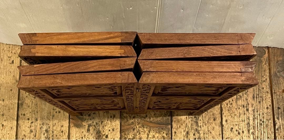 サイドテーブル　木製　木彫　アンティーク　住まい　机　美術品　工芸品