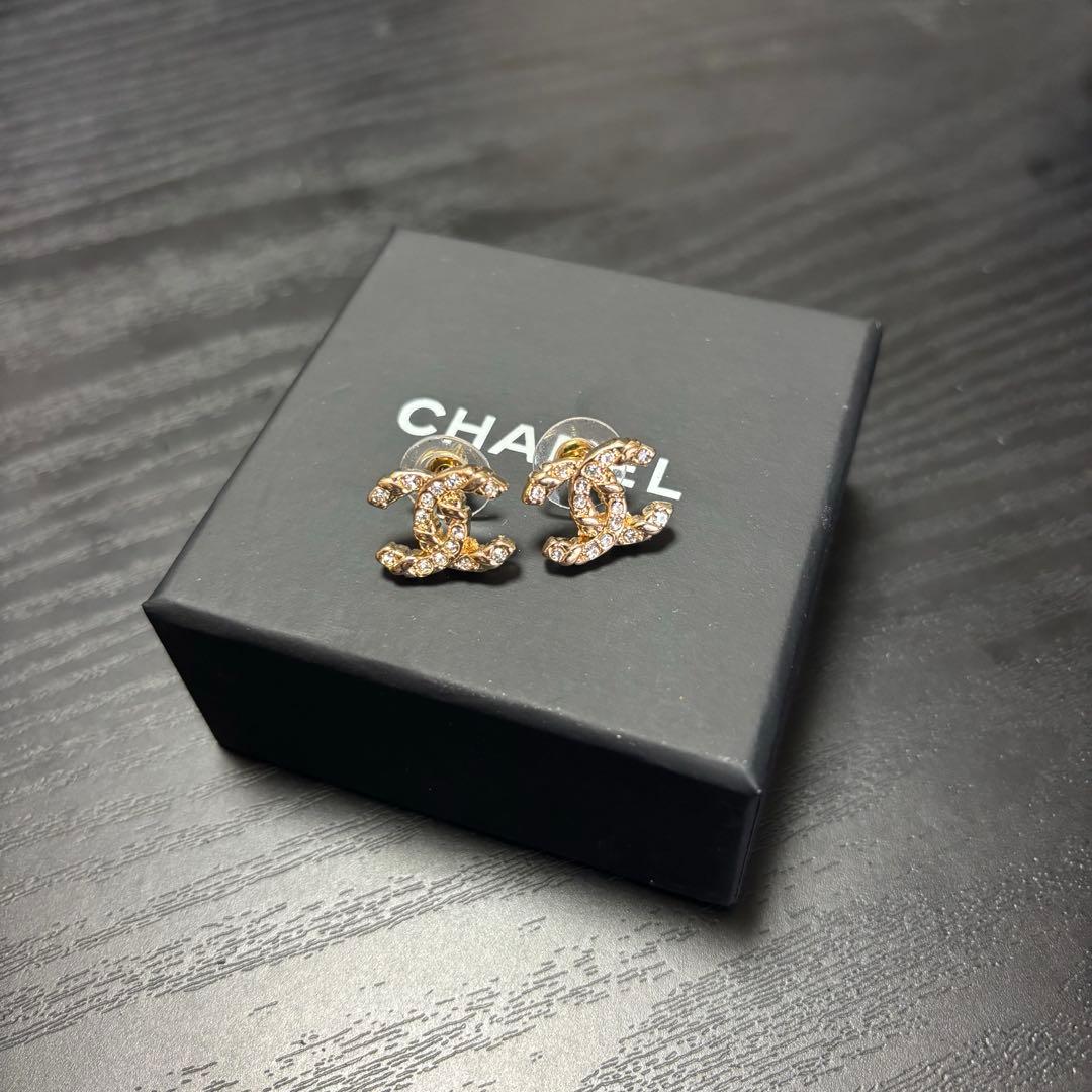 CHANEL ピアス