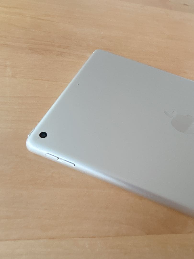 iPad 第7世代 Wi-Fiモデル 32GB シルバー 美品