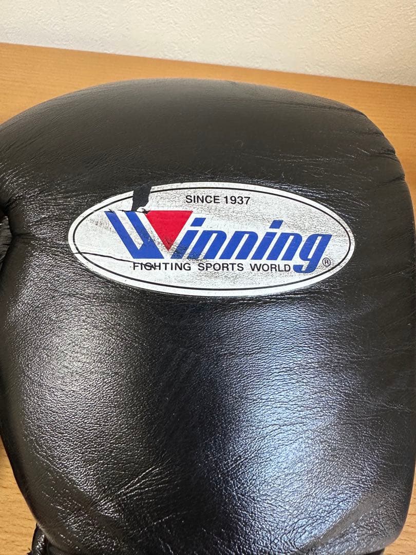 Winning ボクシンググローブ 8oz 黒