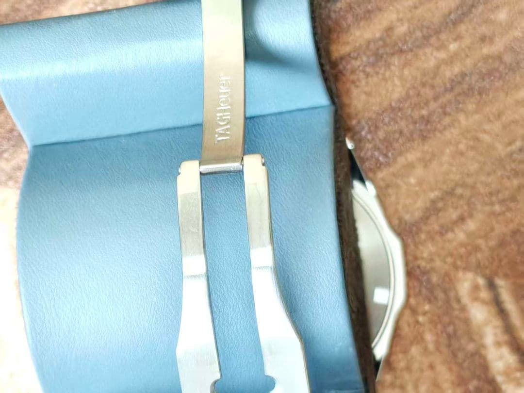 タグホイヤー　アクアレーサー　<クォーツ>