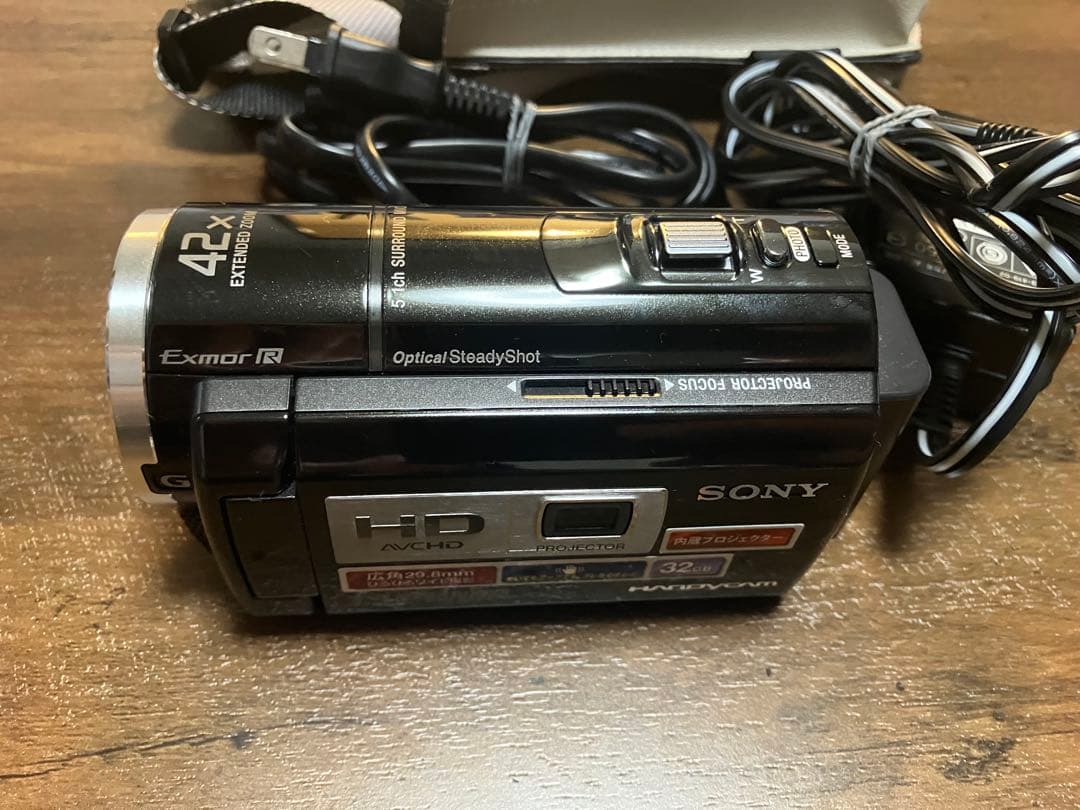 Sony ビデオカメラ　HDR-PJ20