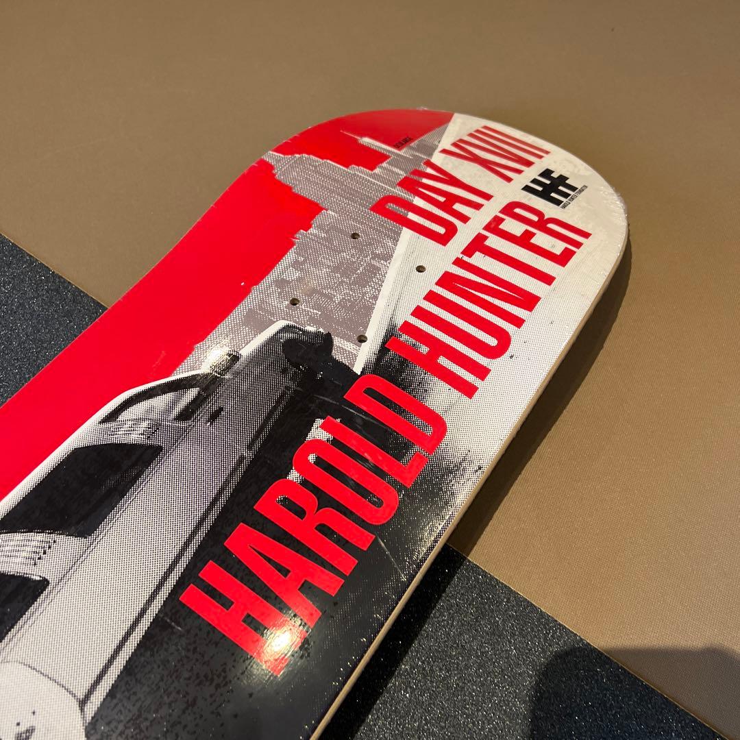 DGK HAROLD HUNTER 8.25インチ　デッキテープ付き