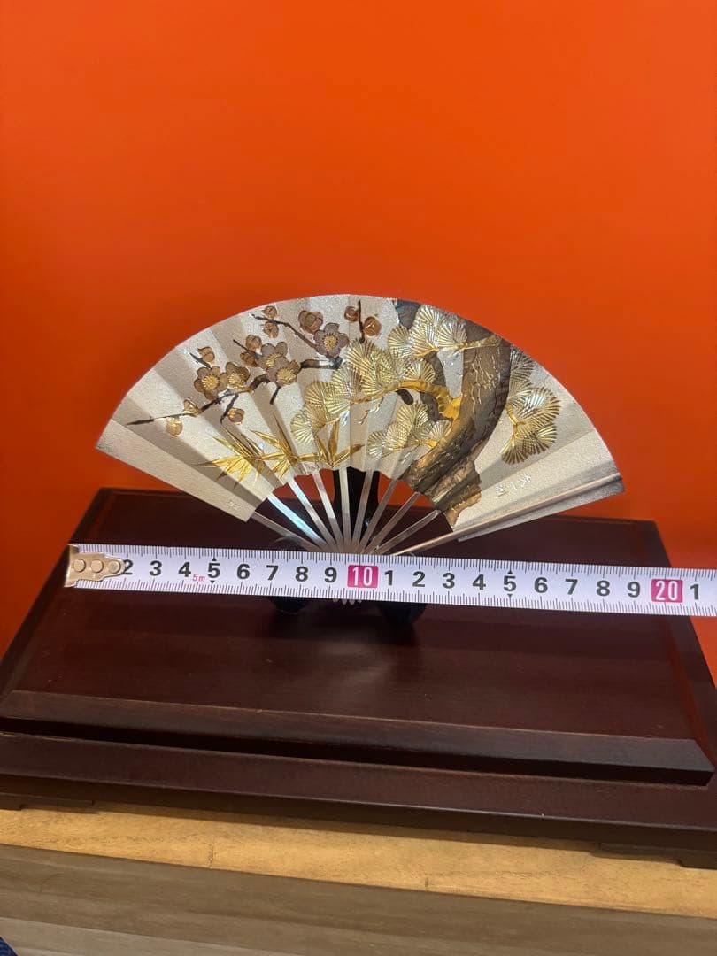 1643   純銀 光則作 ★ 松竹梅 扇 ガラスケース入り 置物 飾物 飾り物
