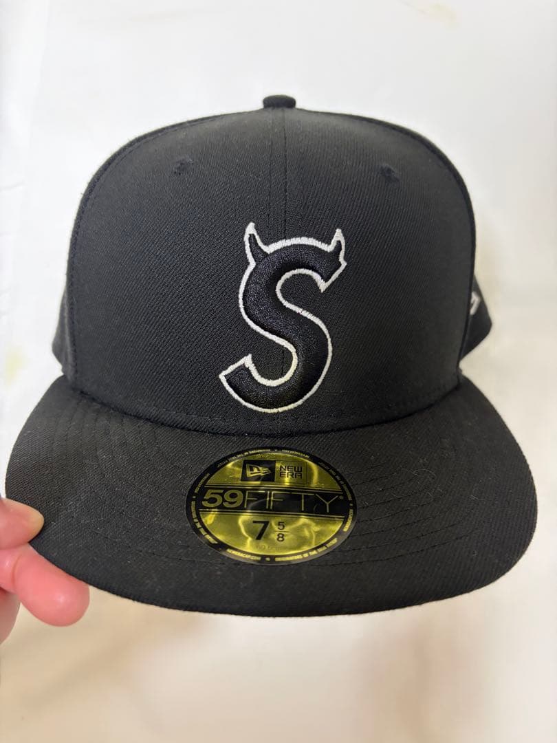 美品　Supreme　S Logo　ツノ　New Era　FW22　\"Black