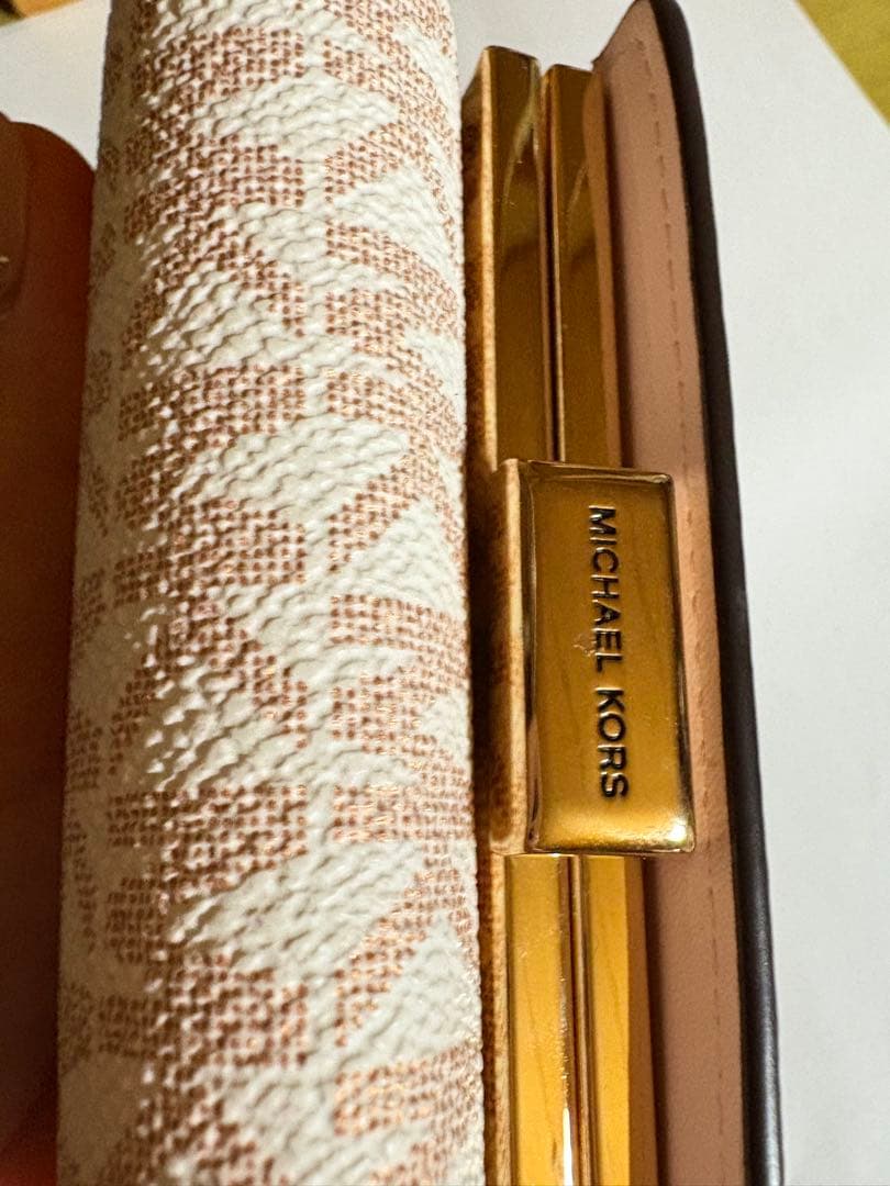 MICHAEL KORS財布 折り財布 がま口 ピンク 三つ折り財布