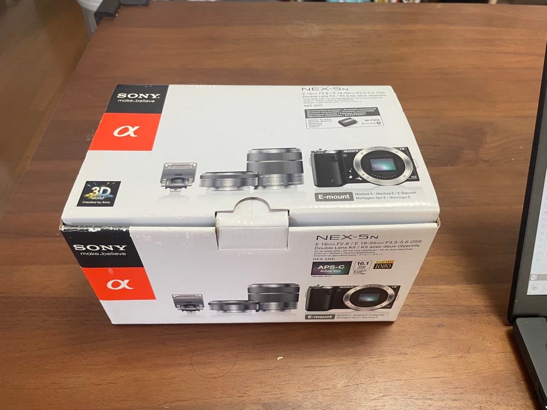 SONY α NEX-5N シルバー　ミラーレス一眼