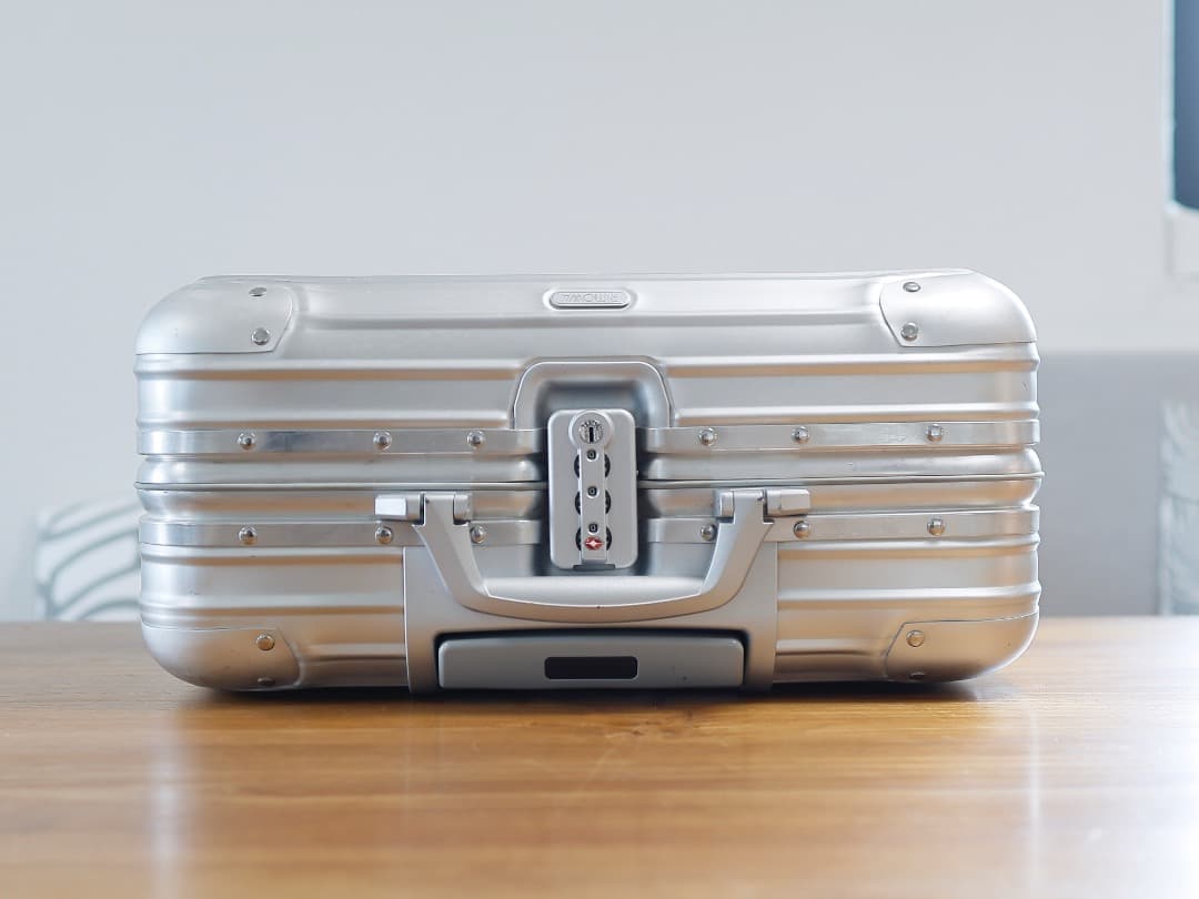 週末特価　正規品　RIMOWA　トパーズ リモワ　ビジネストローリー