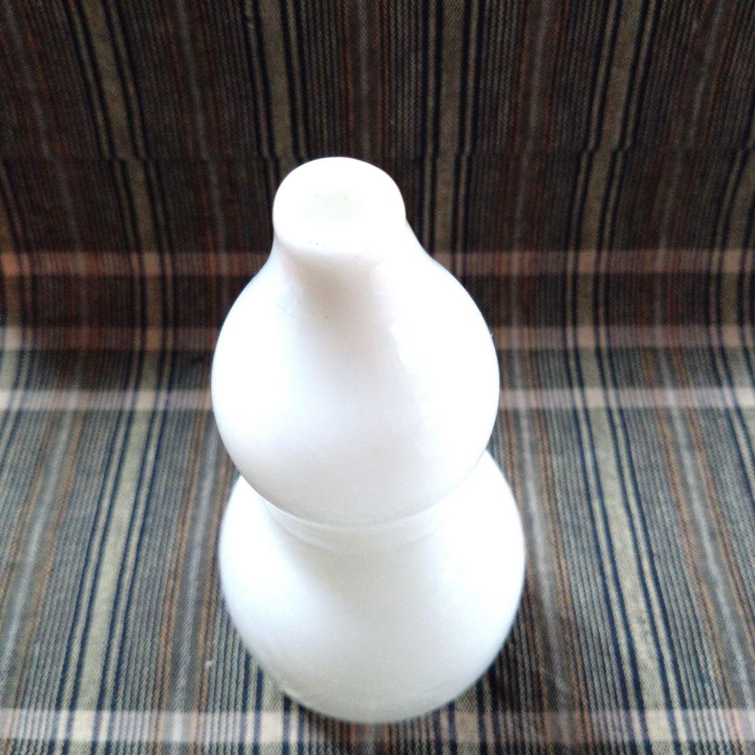 乳白色瓢形ガラス徳利