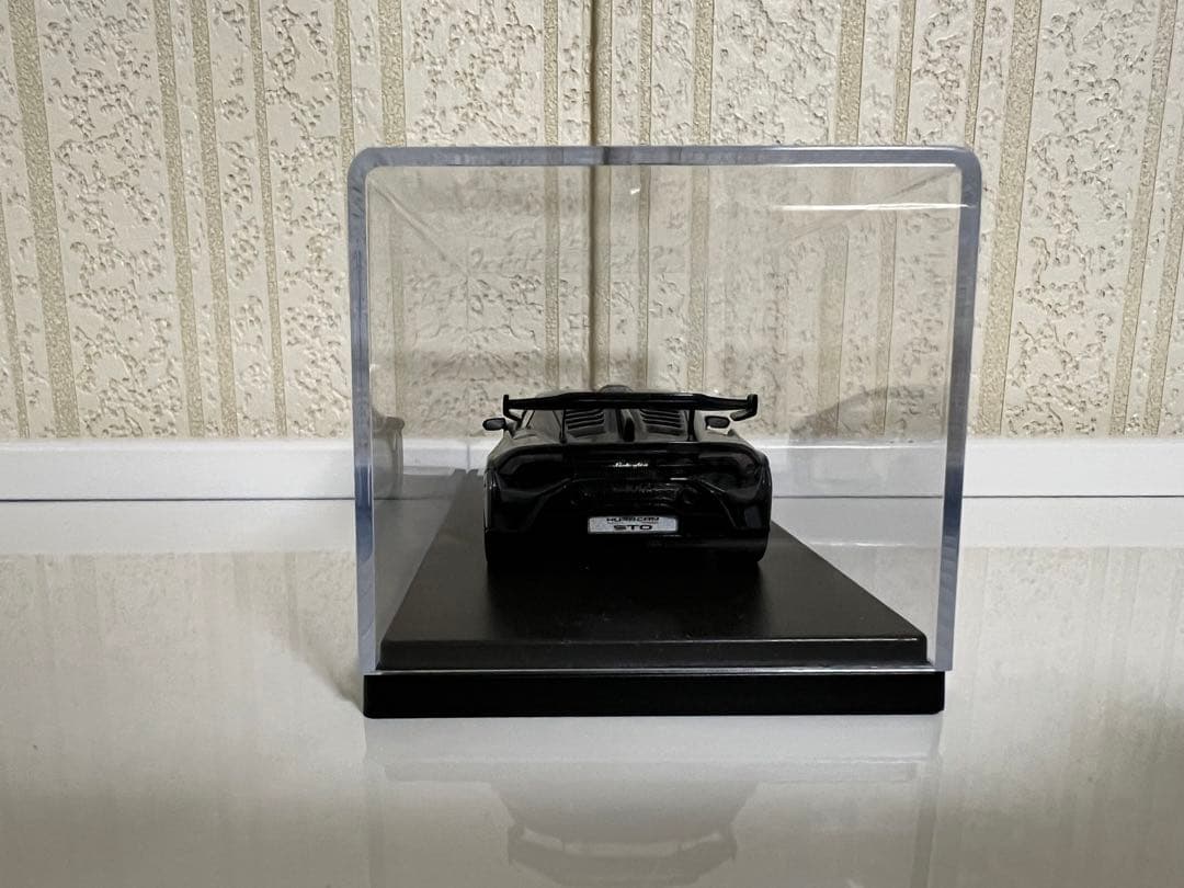 1/43 ルックスマート　ランボルギーニ　ウラカン　sto