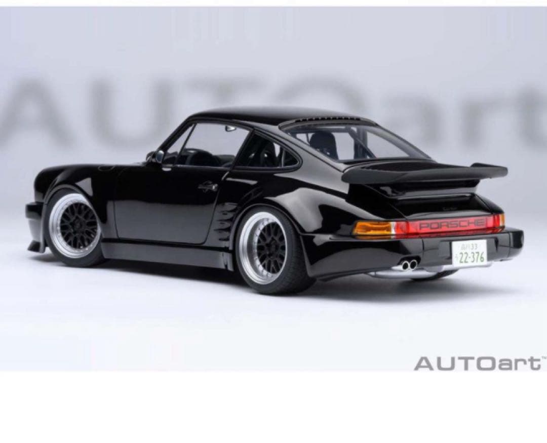 二*父様 【新品未開封】湾岸ミッドナイト　ポルシェ911 オートアート　1/18