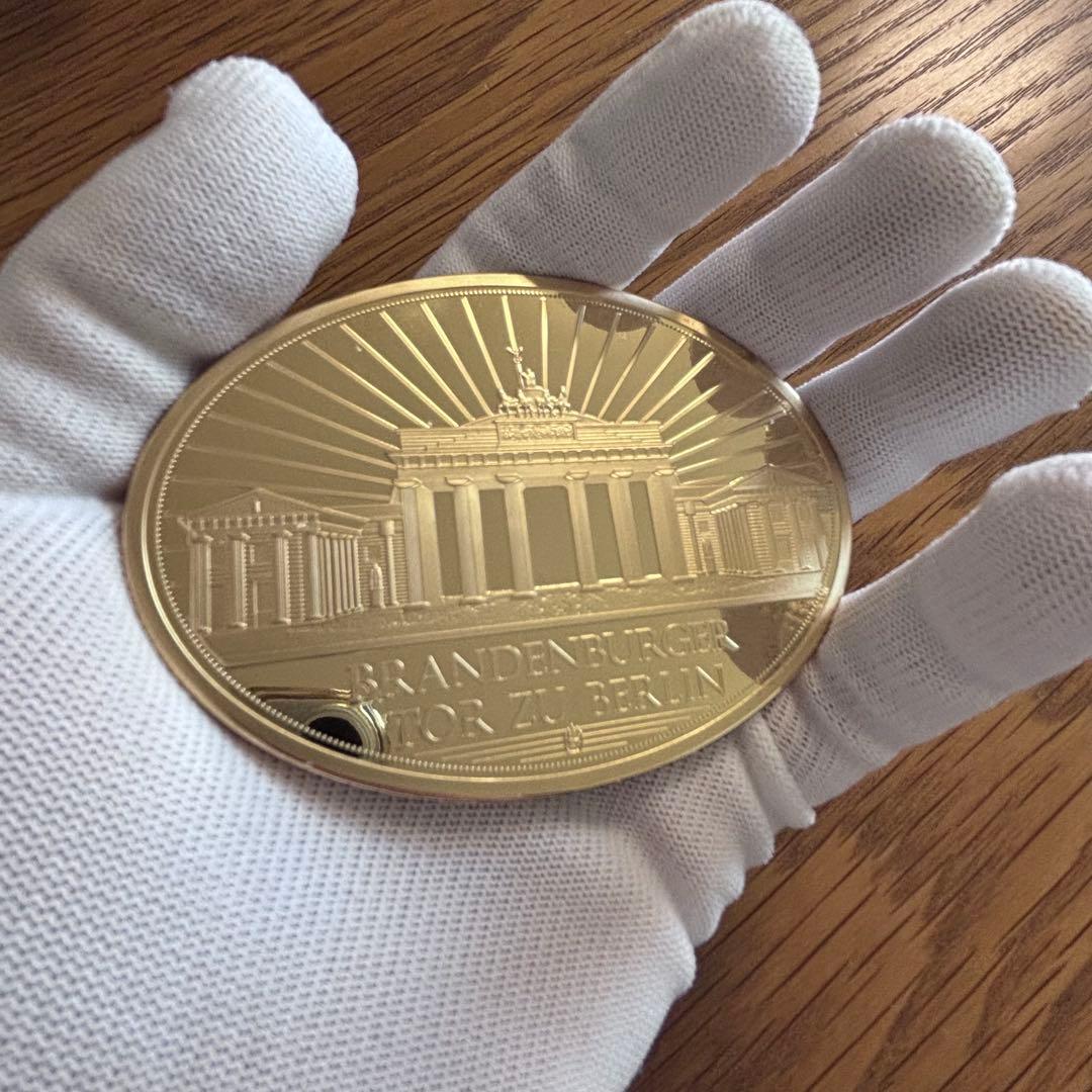 【ドイツ 楕円大型 100g】ブランデンブルク門 スワロフスキー装飾付