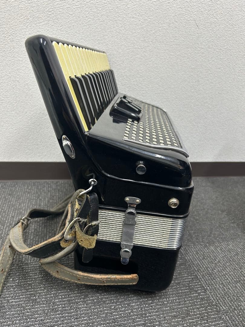 EXCELSIOR アコーディオン ブラック/アイボリー