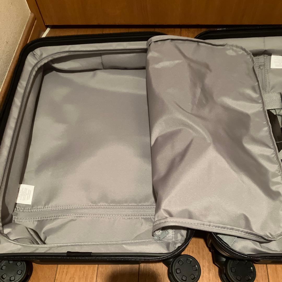 i*）様 MUJI バーを自由に調節できる　 ハードキャリーケース（３６Ｌ）カー