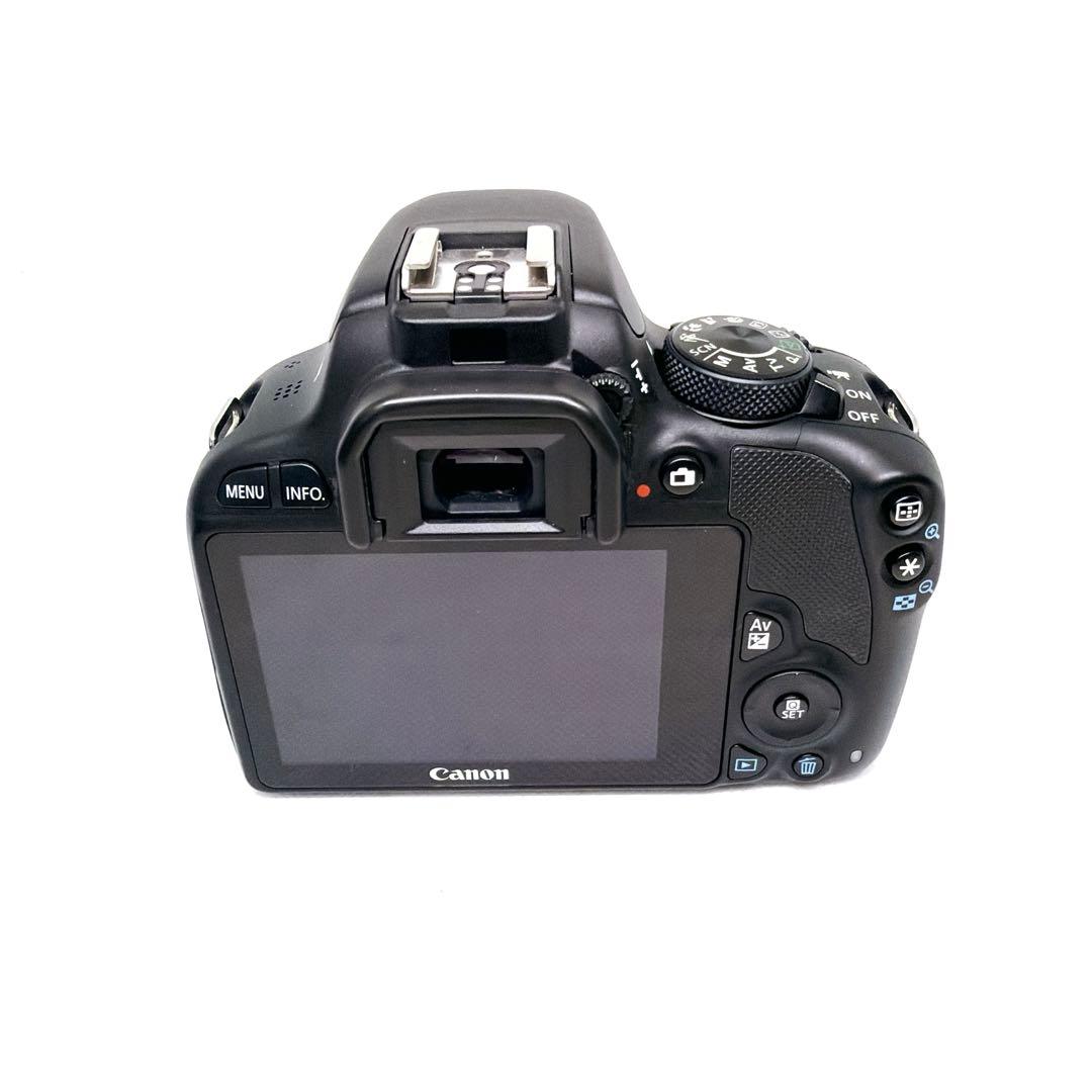 【ほぼ新品】Canon EOS Kiss X7 ダブルレンズ キャノン♥️初心者♥️