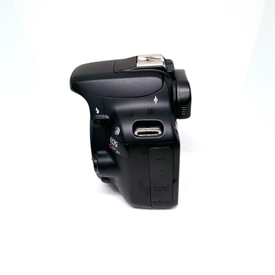 【ほぼ新品】Canon EOS Kiss X7 ダブルレンズ キャノン♥️初心者♥️