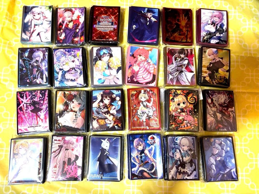 【大量】キャラクタースリーブ&プレイマット まとめ売り　約130個セット