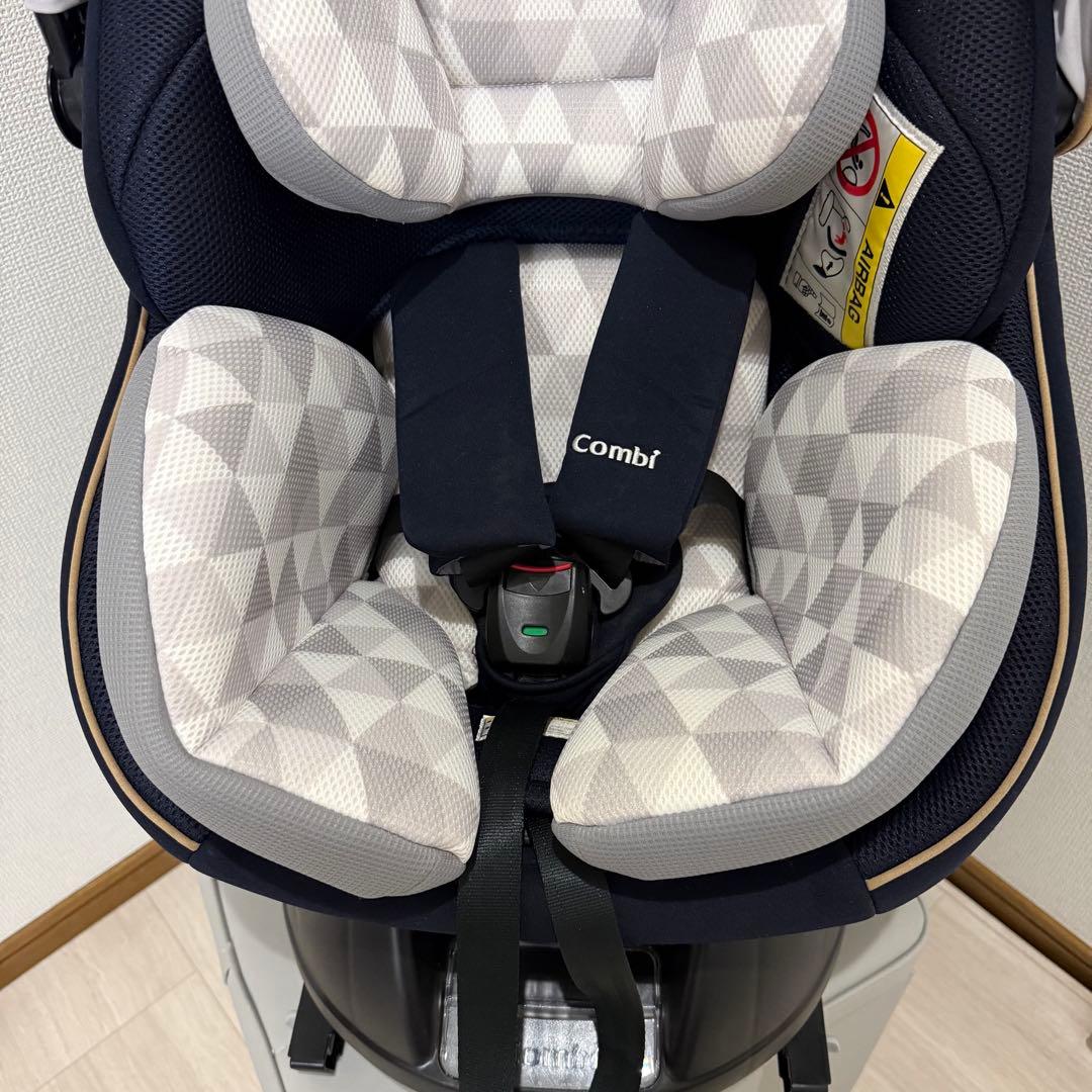 【美品】コンビクルムーヴスマート JL-590 チャイルドシート
